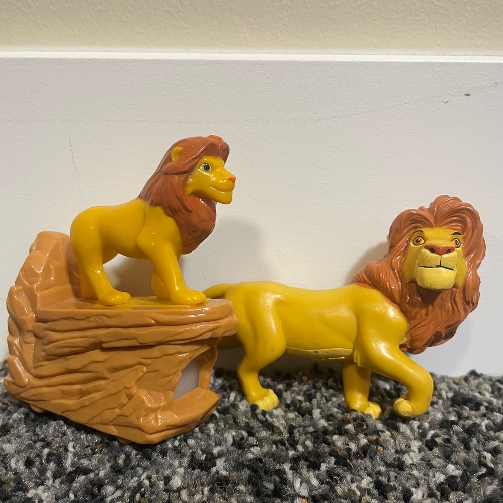 Vintage Disney Simba Lion King Figures
